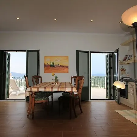 Palazzo Lemonia Apartamento Apolpaina